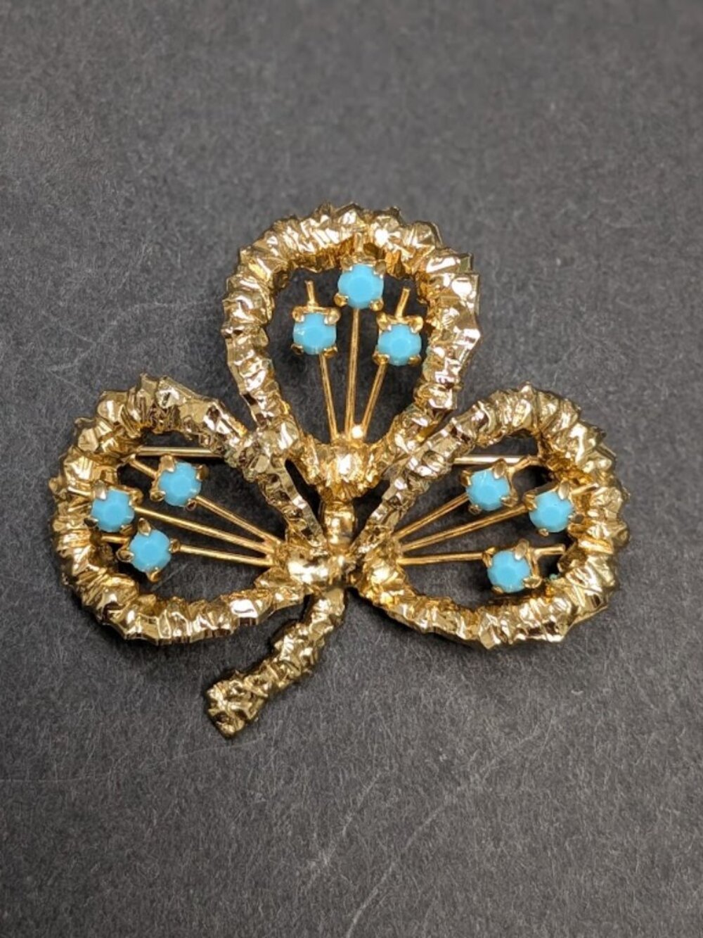 Vintage Turquoise Blue Glass Clover Brooch Gold Tone Atomic Floral Pin
